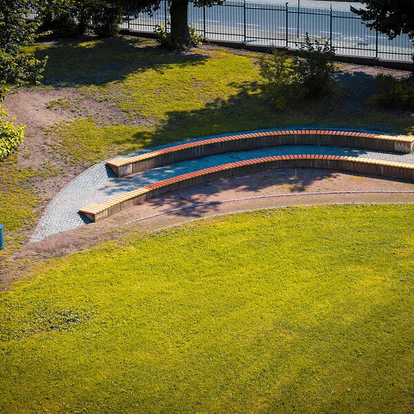 Schulhof Amphitheater